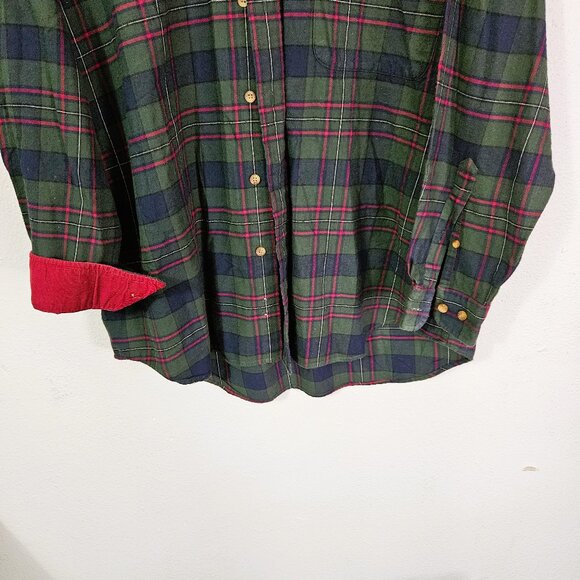 Woods & Woods 100% Cotton Flannel Red and Green Plaid Cabincore Shirt Size L - Picture 2 of 5